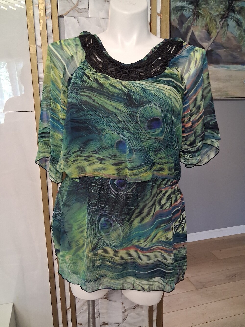 Women’s Peacock Print Flutter Sleeve Top - Green